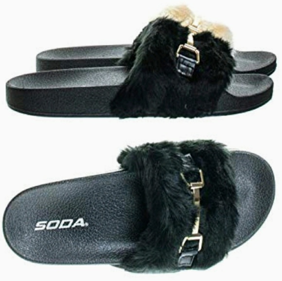 Fur Slippers Black and Gold (Faux Fur) - Picture 3 of 3